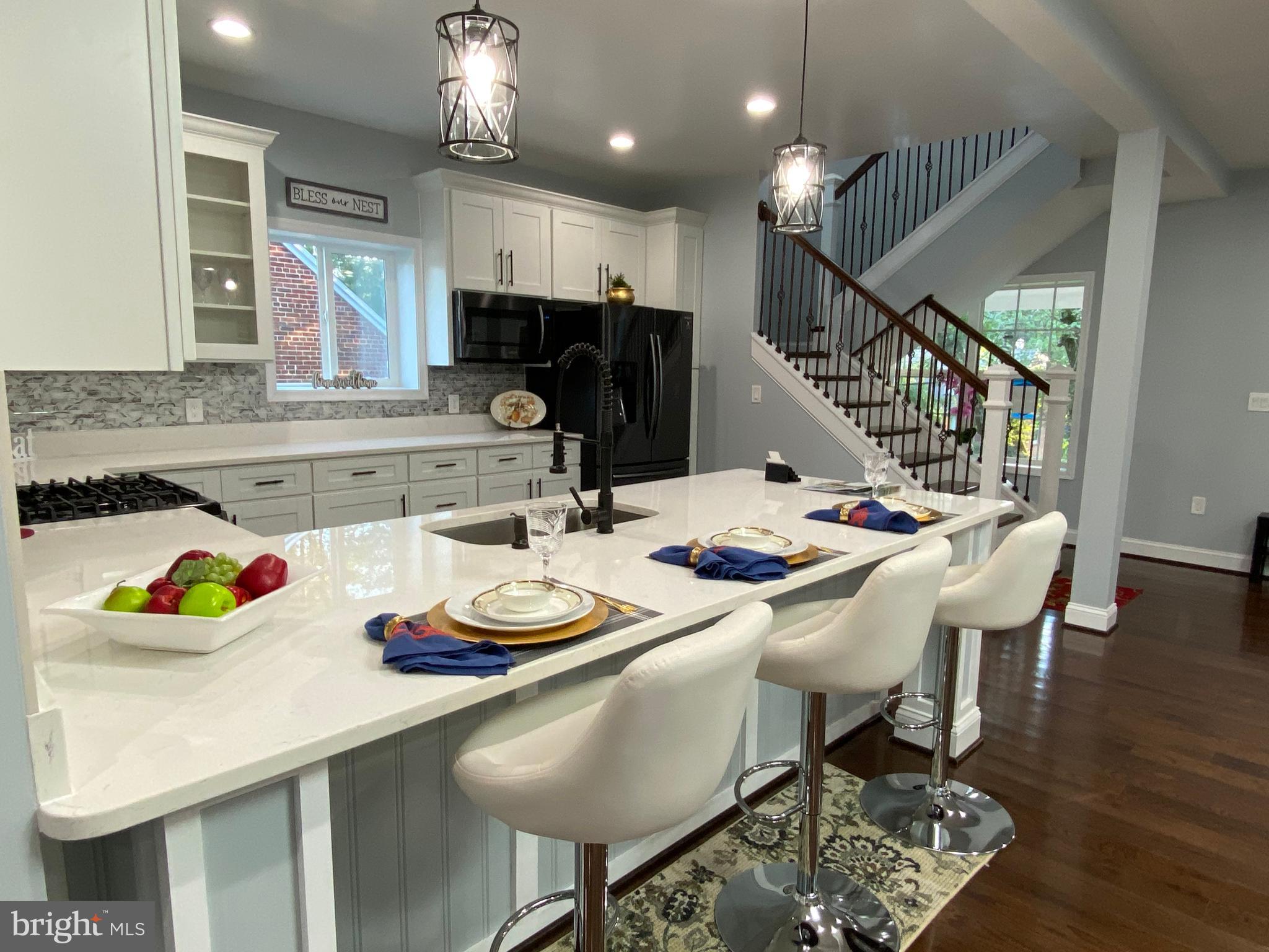 MCKENNEY HILLS - Residential