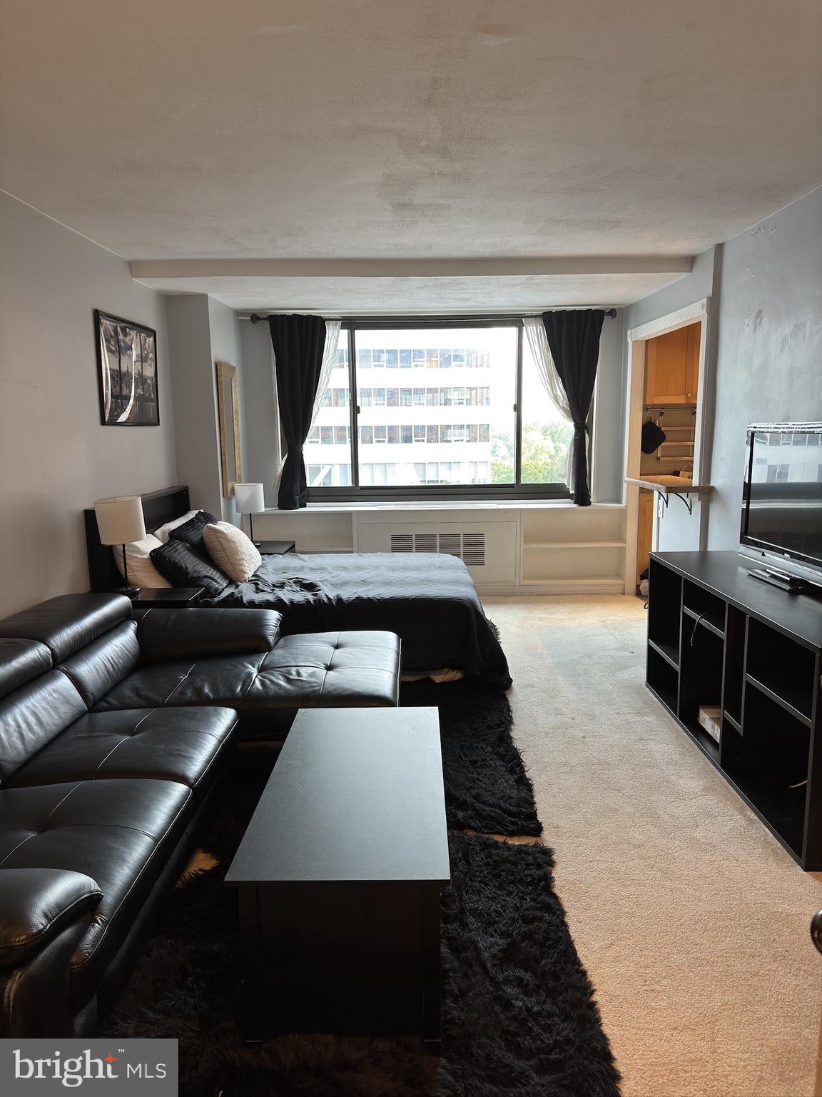 RIVER PLACE - Residential Lease