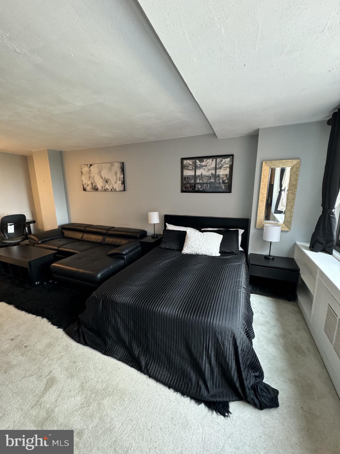 RIVER PLACE - Residential Lease