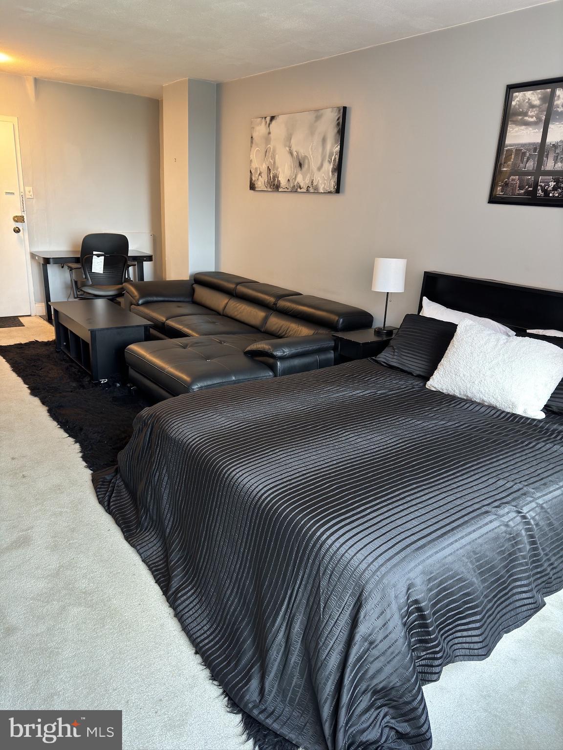 RIVER PLACE - Residential Lease