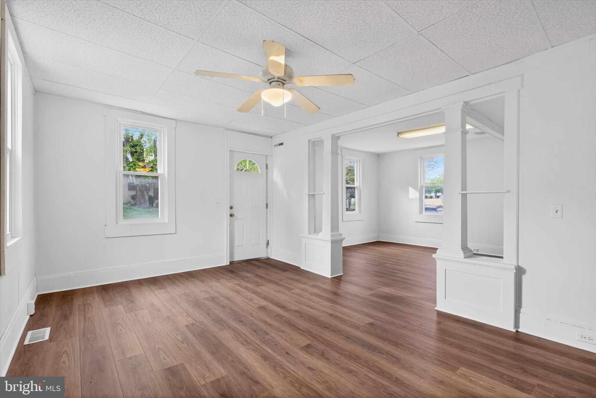 2147 CLOVERLEAF ROAD