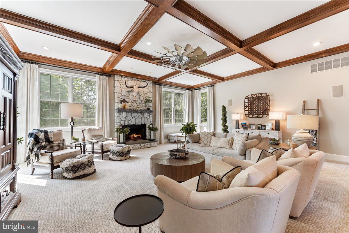 ESTS AT CHADDS FORD - Residential