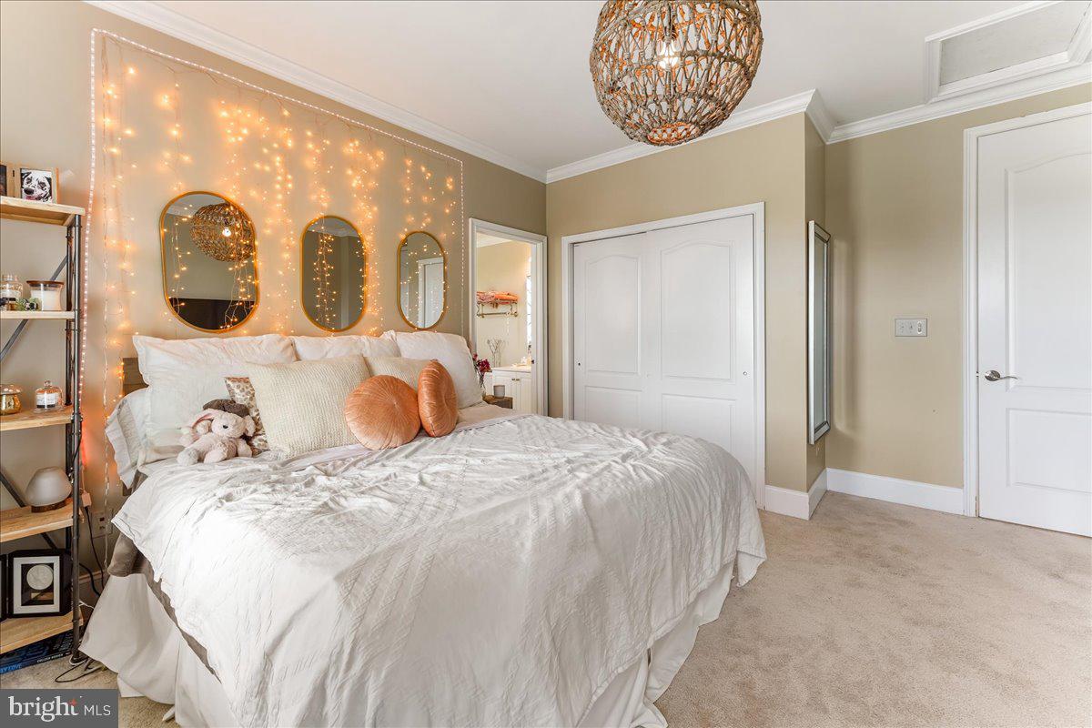 ESTS AT CHADDS FORD - Residential