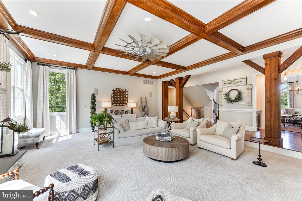 ESTS AT CHADDS FORD - Residential