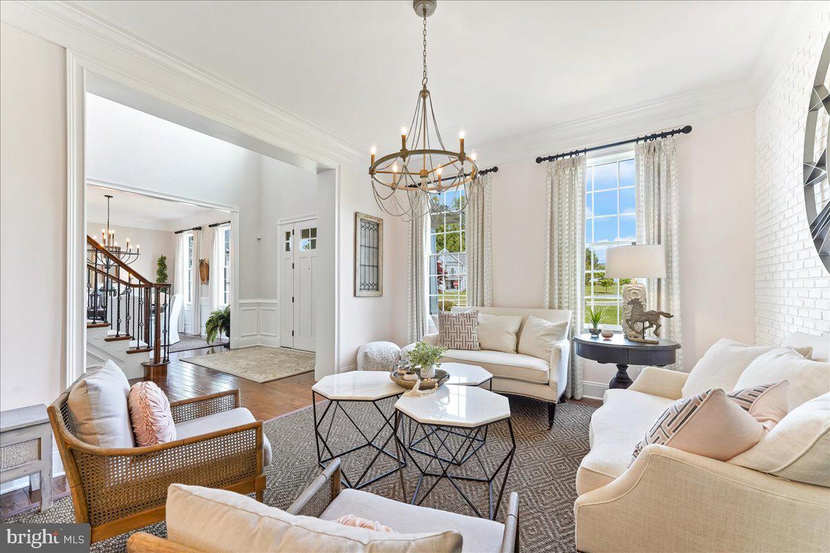 ESTS AT CHADDS FORD - Residential