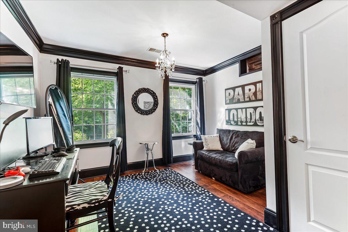 ESTS AT CHADDS FORD - Residential