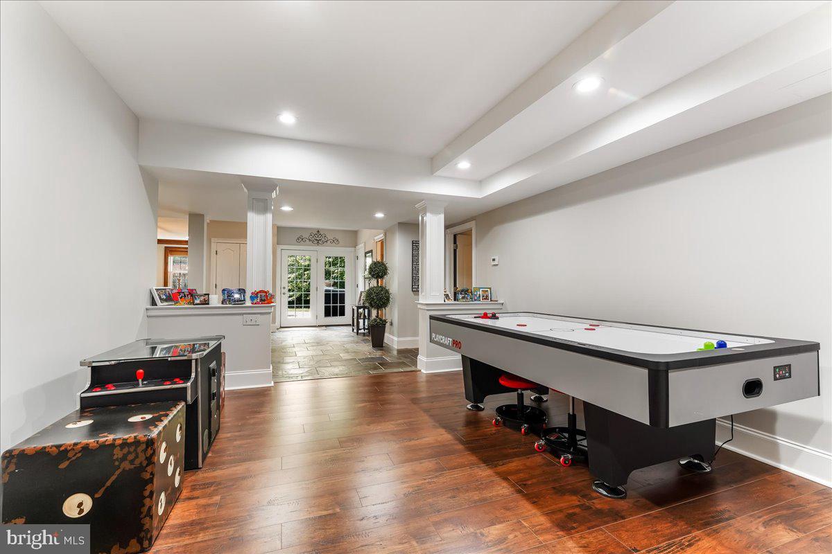 ESTS AT CHADDS FORD - Residential