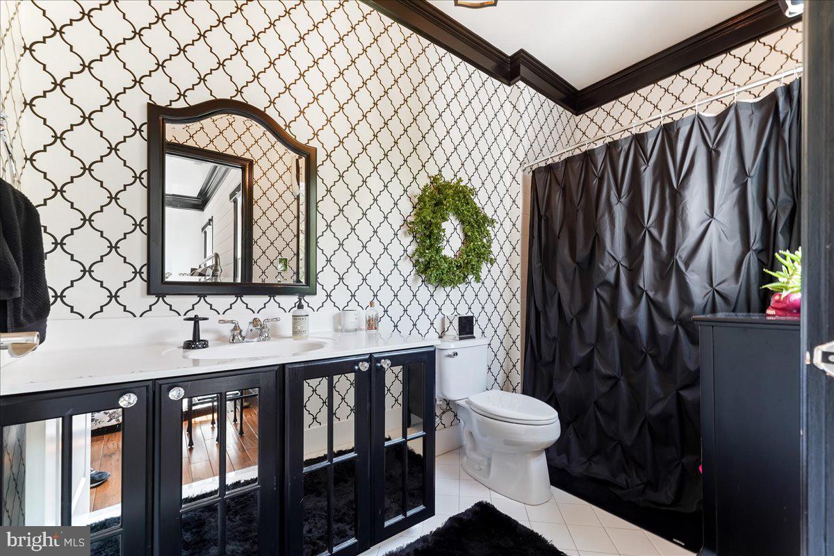 ESTS AT CHADDS FORD - Residential