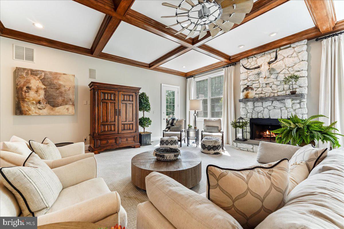 ESTS AT CHADDS FORD - Residential