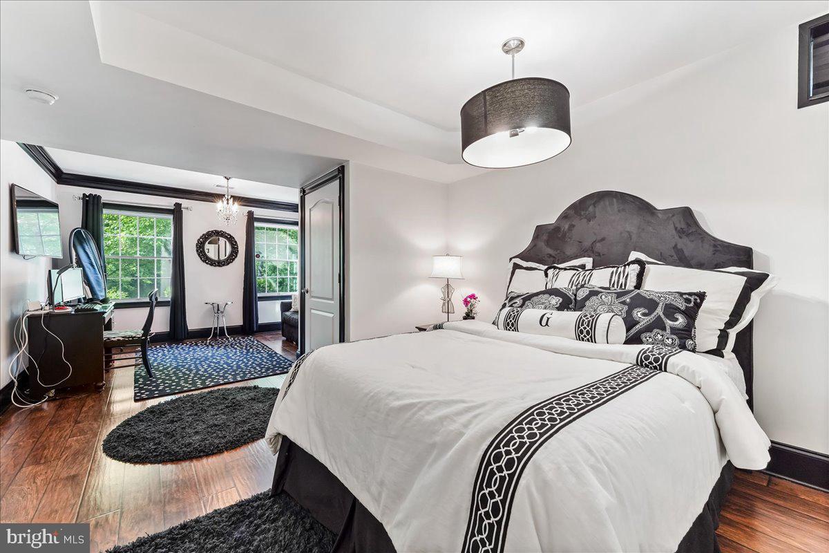 ESTS AT CHADDS FORD - Residential