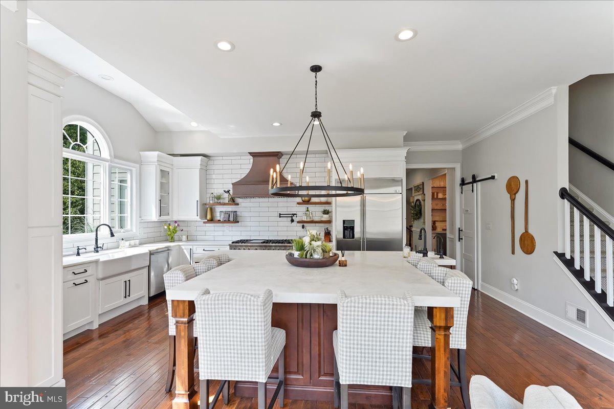 ESTS AT CHADDS FORD - Residential