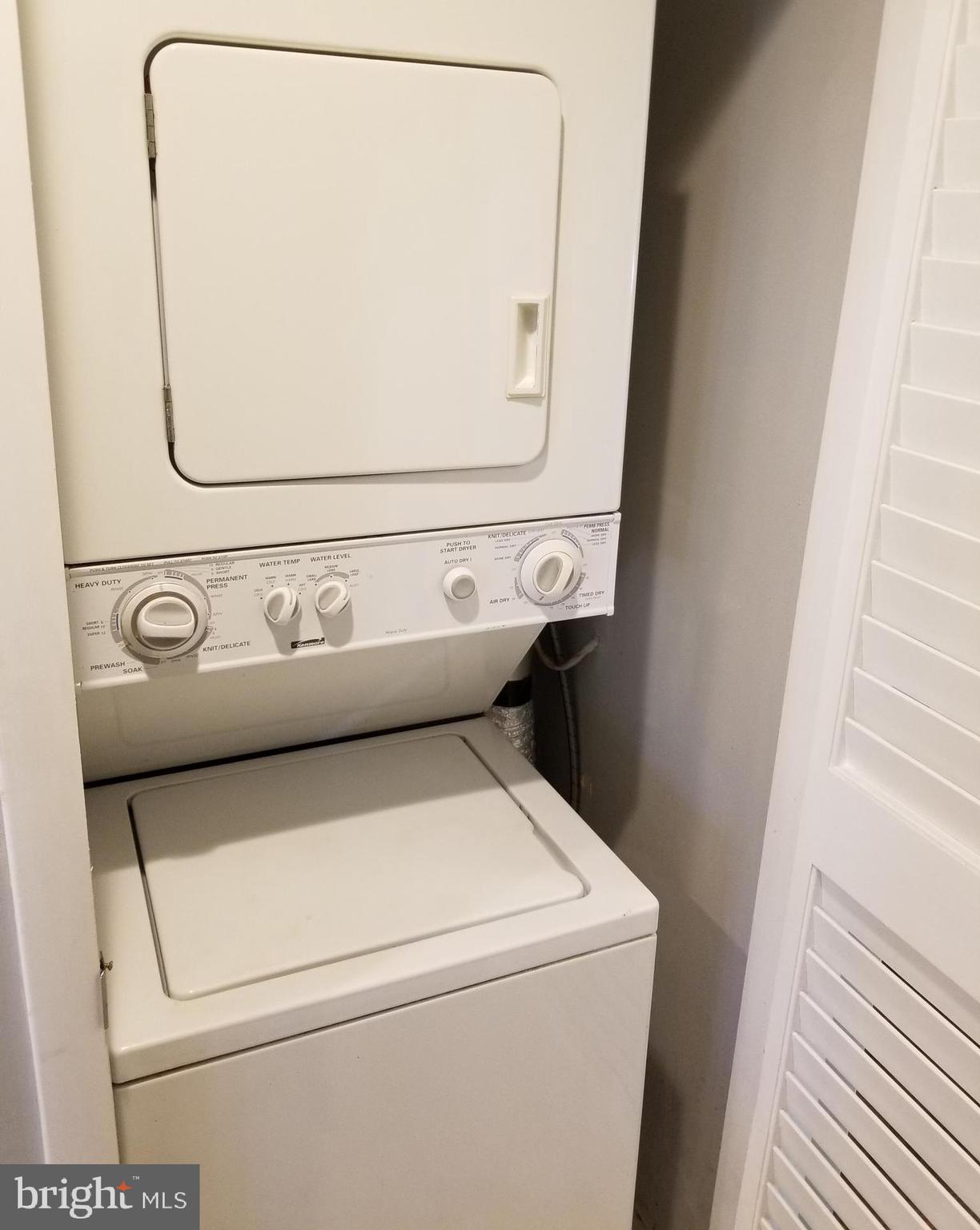 VILLAGE OF WILDE LAKE - Residential Lease