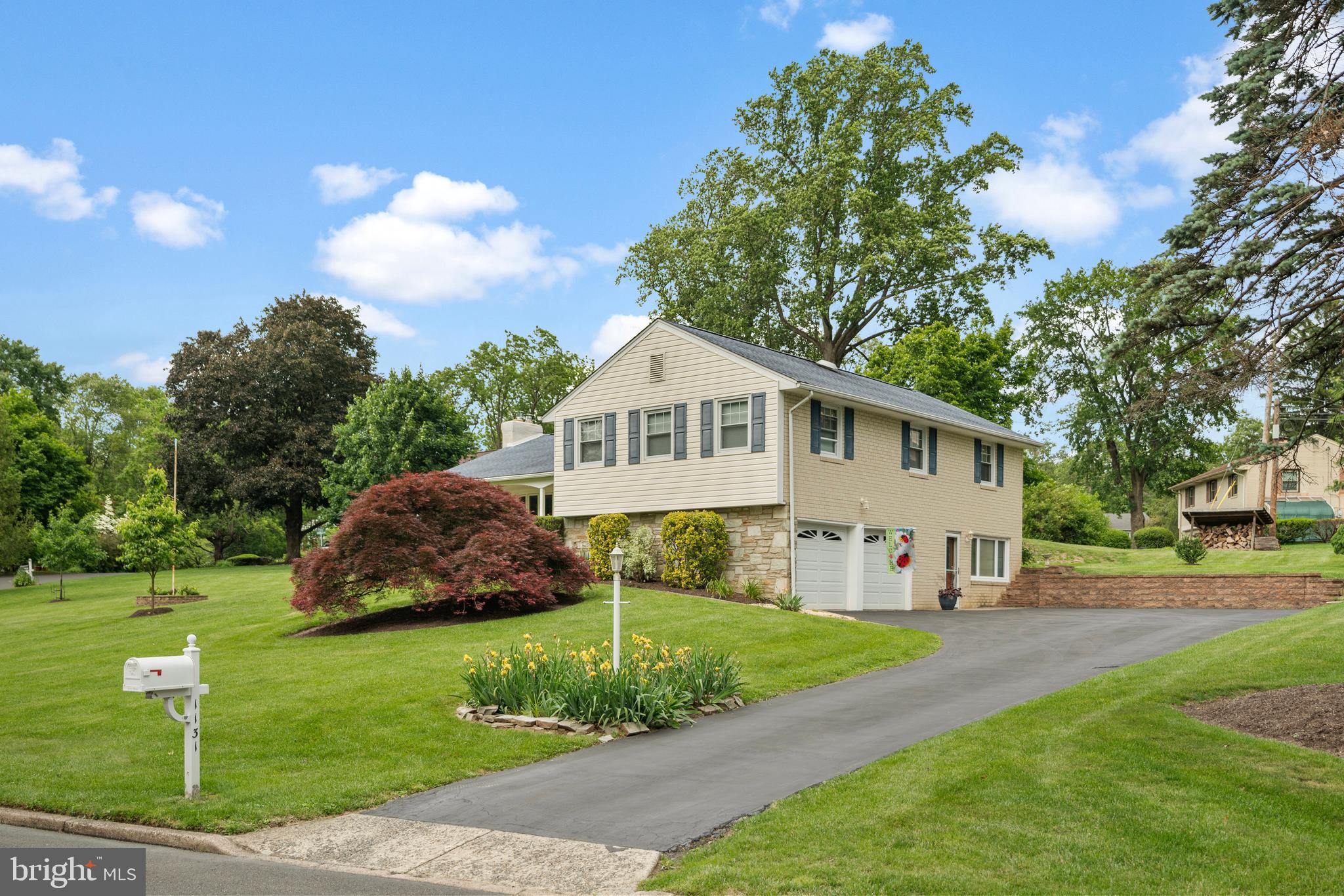 1131 FREDERICK ROAD