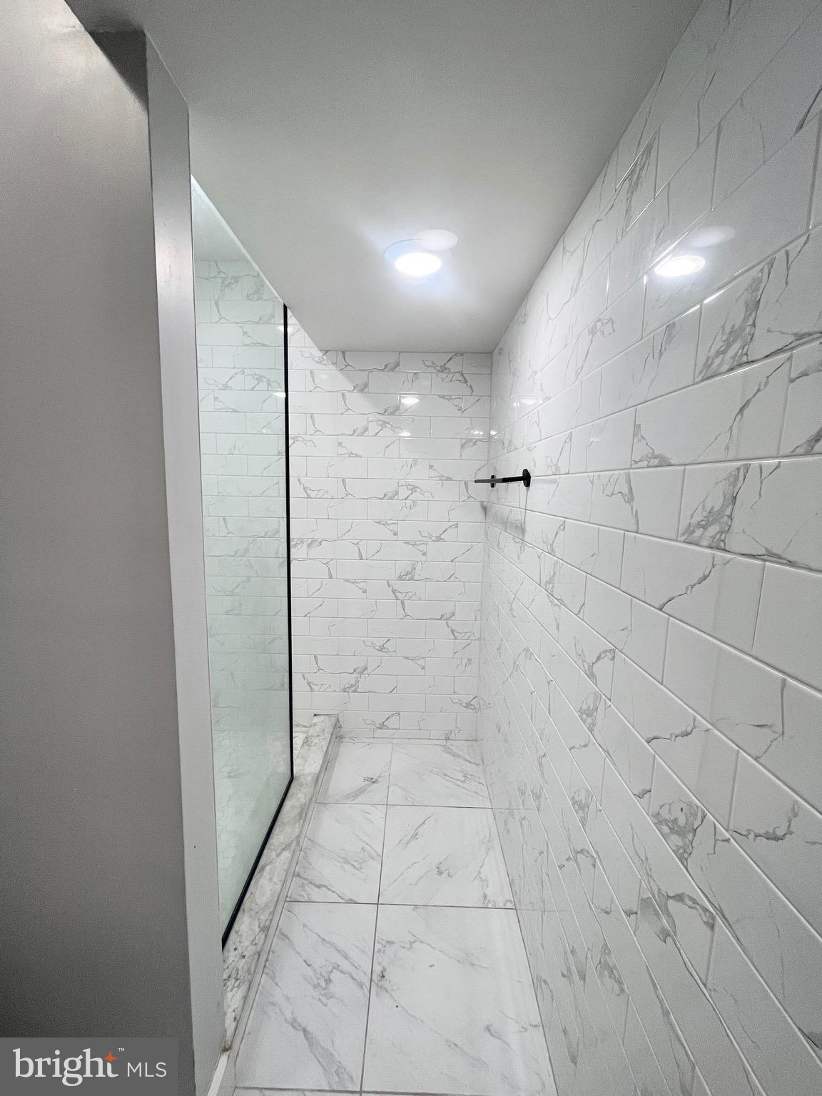 SPRUCE HILL - Residential Lease