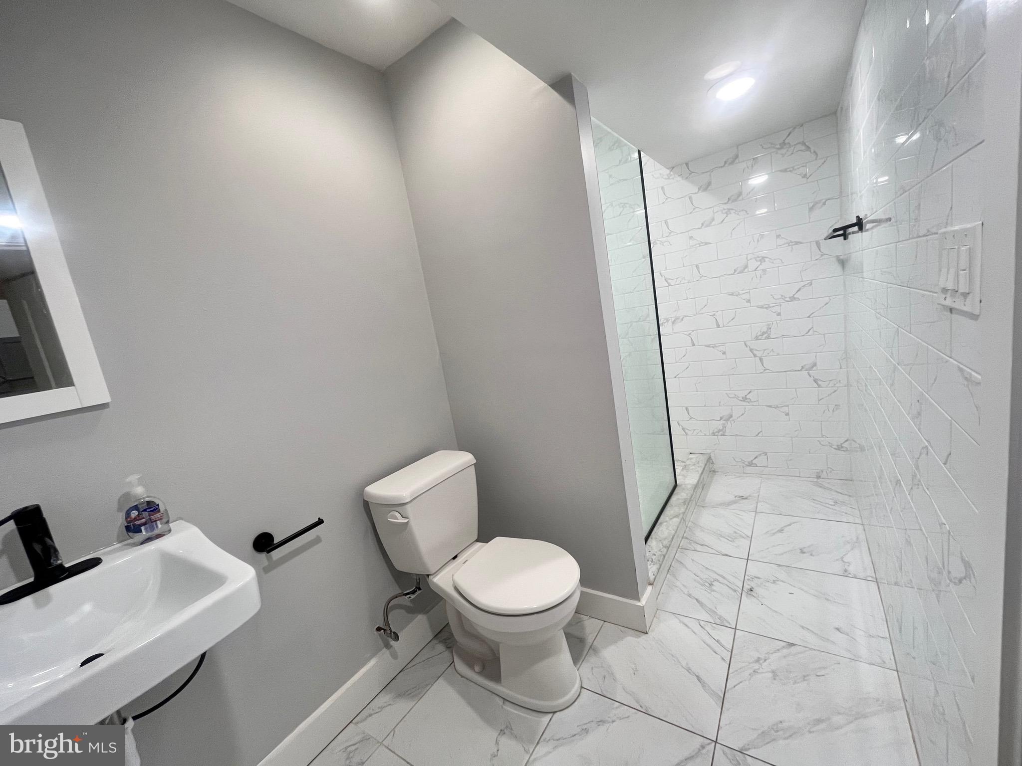 SPRUCE HILL - Residential Lease