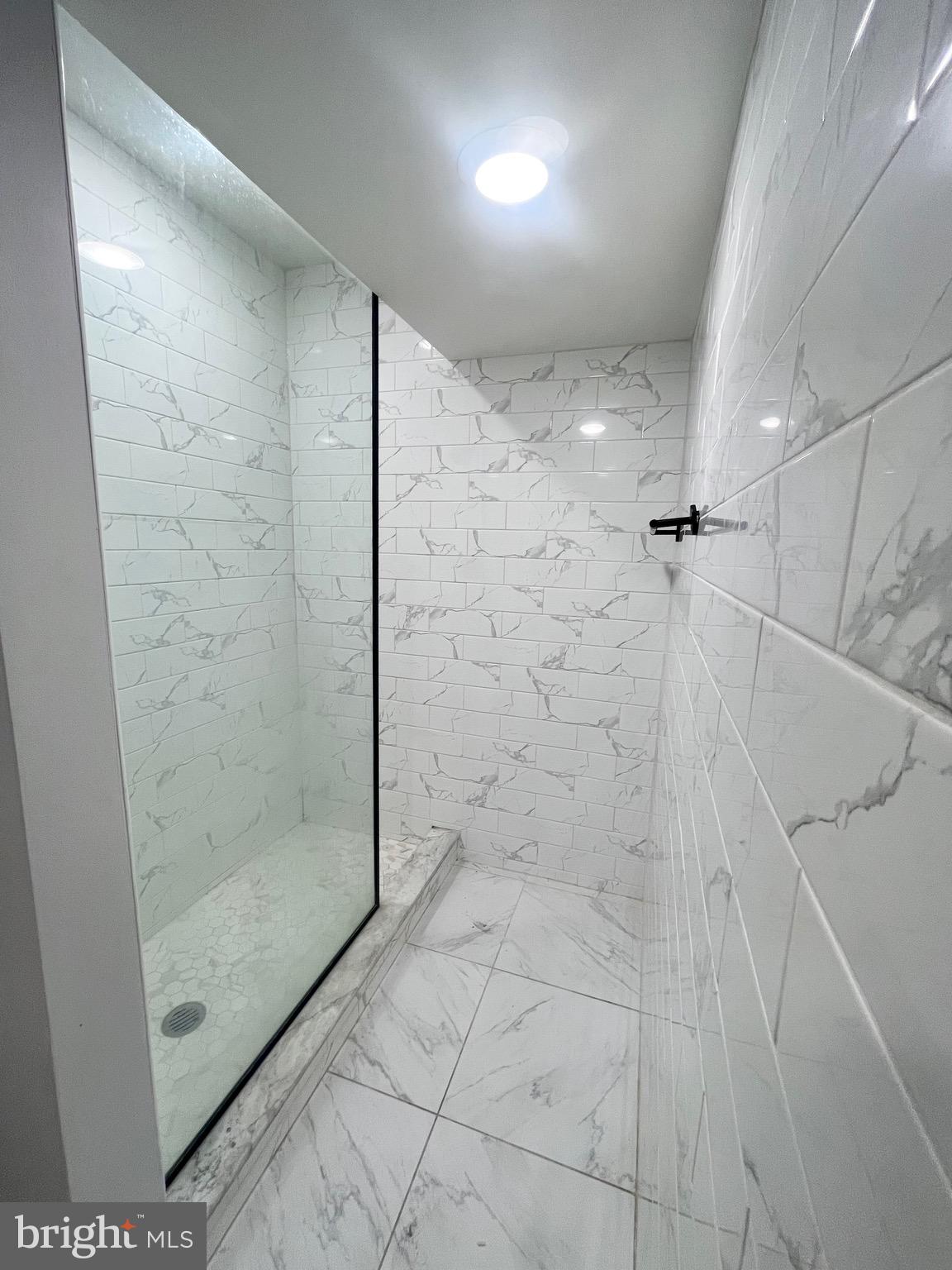 SPRUCE HILL - Residential Lease