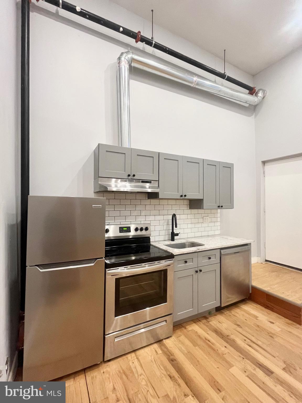 SPRUCE HILL - Residential Lease