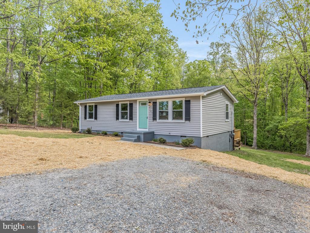 SHADE TREE - Residential Lease