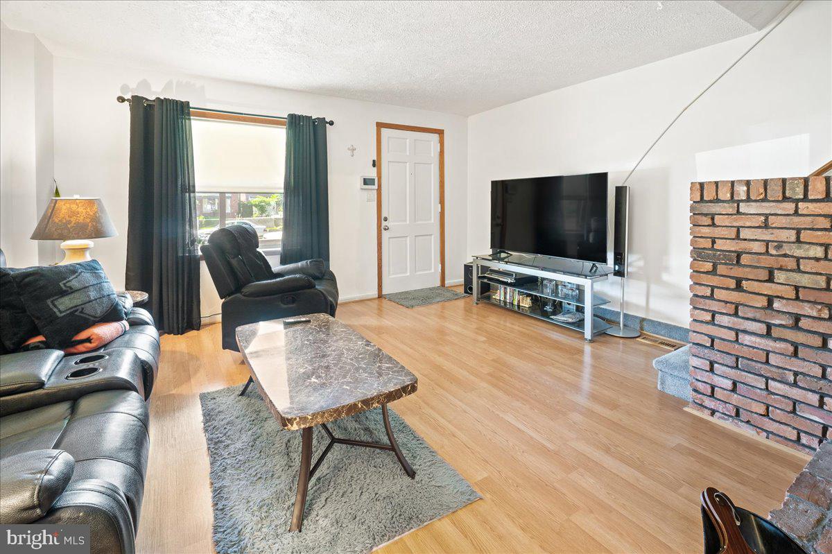 HAWTHORNE - Residential