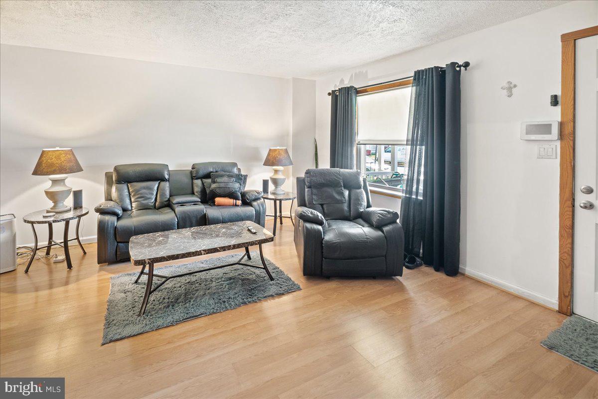 HAWTHORNE - Residential