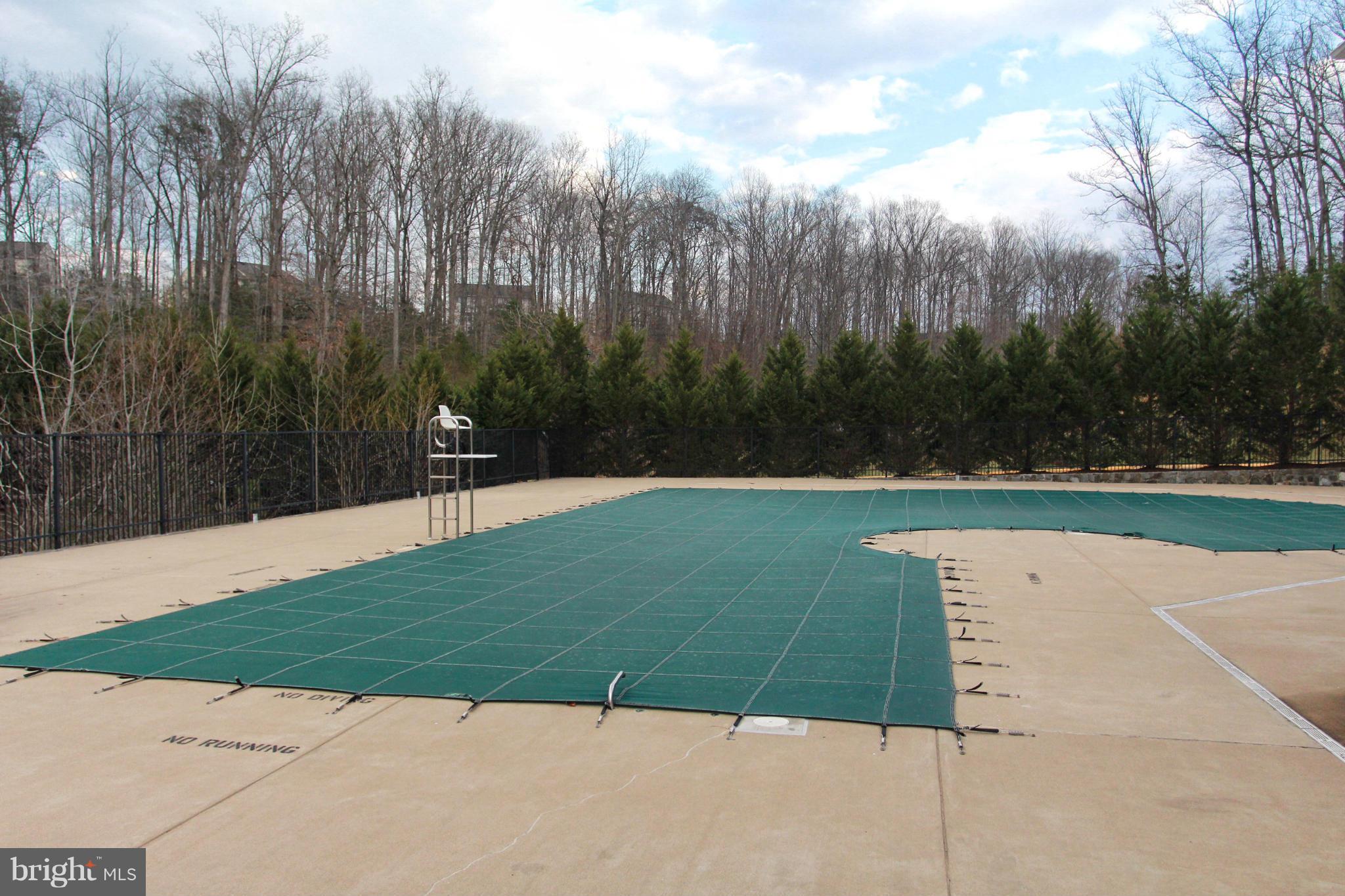 THE RESERVE CONDOMINIUMS - Residential