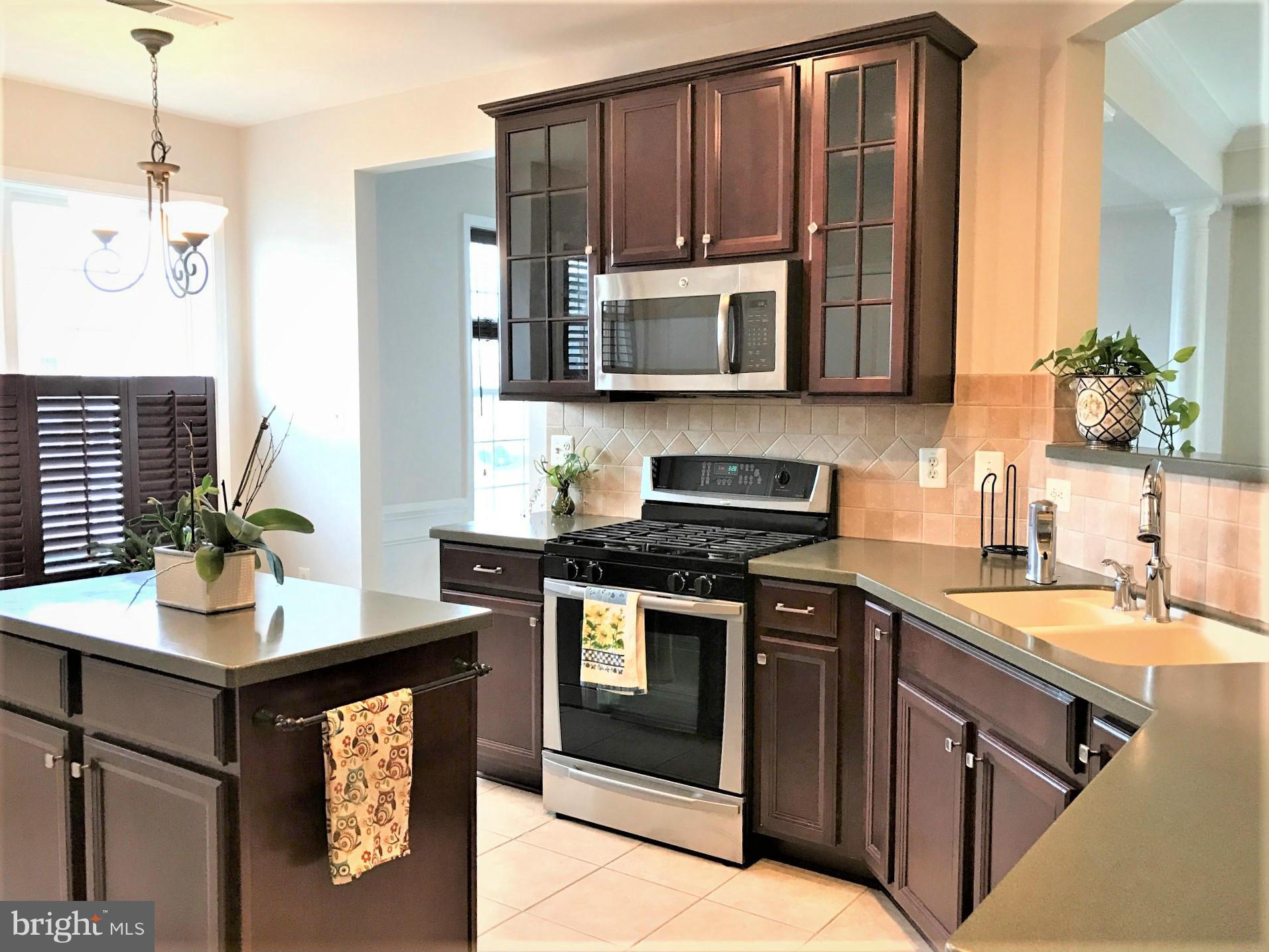 THE RESERVE CONDOMINIUMS - Residential