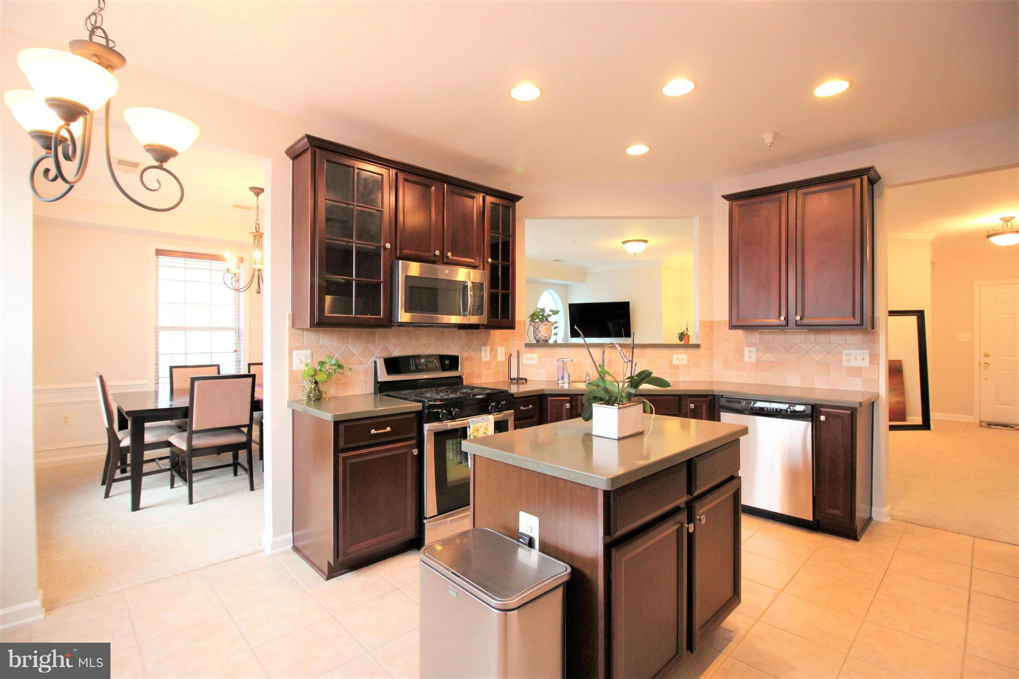 THE RESERVE CONDOMINIUMS - Residential