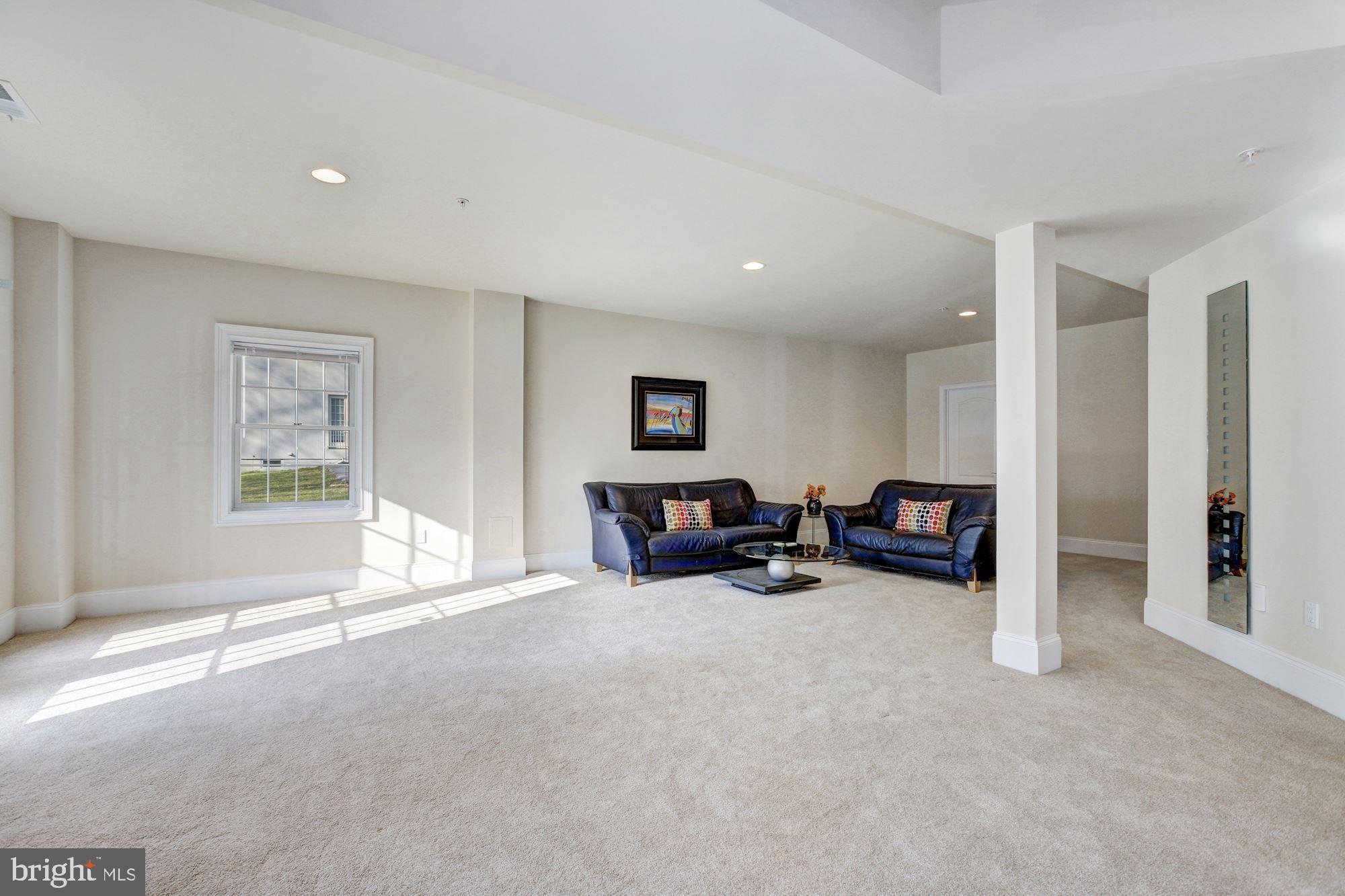 PATUXENT CHASE - Residential