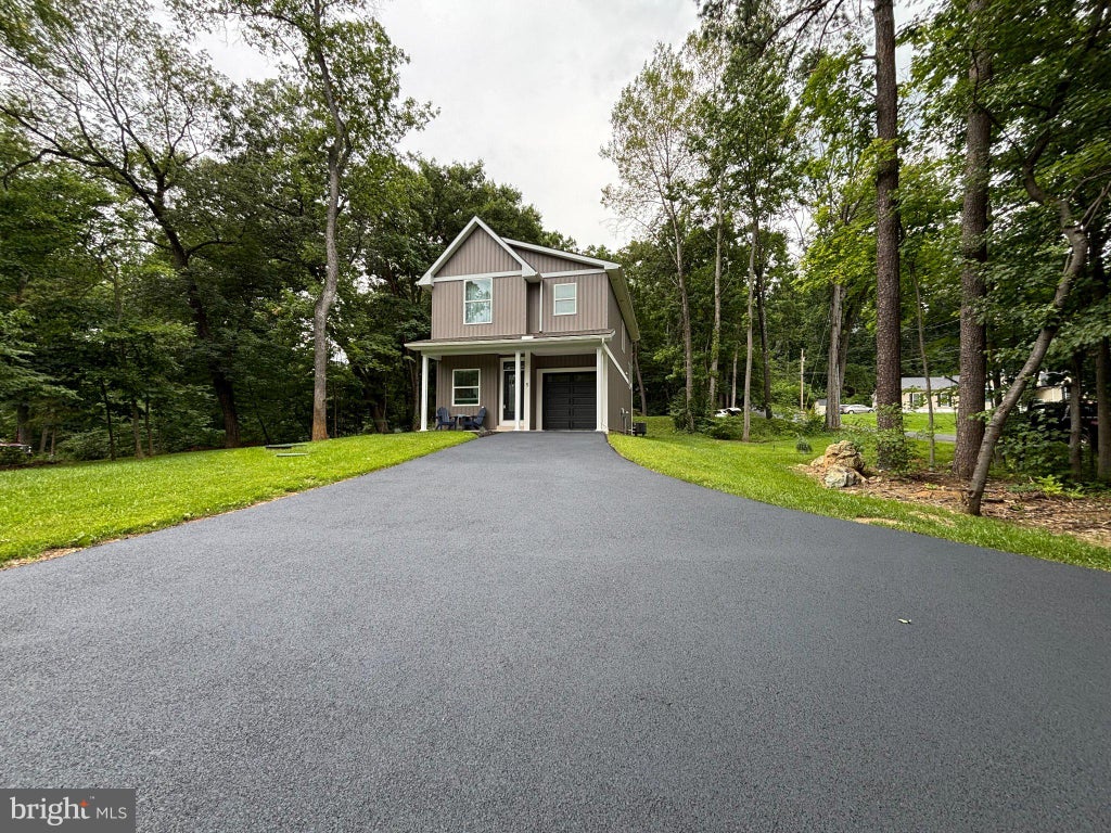 Photo of 5 Lakeside Trail, FAIRFIELD, PA 17320 (MLS # PAAD2024804)