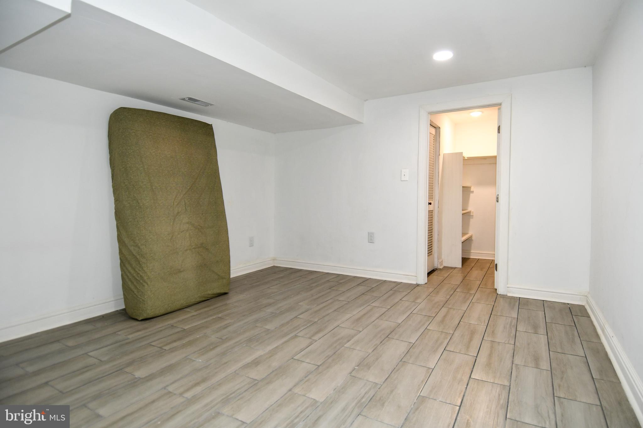 BROOKWOOD - Residential