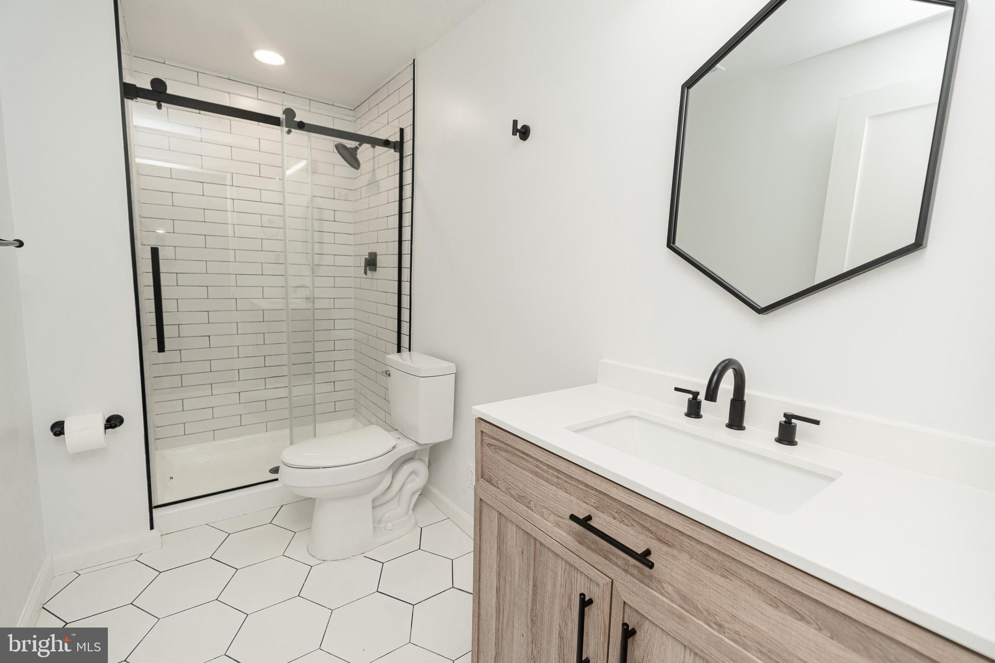 LODGE FOREST MANOR - Residential