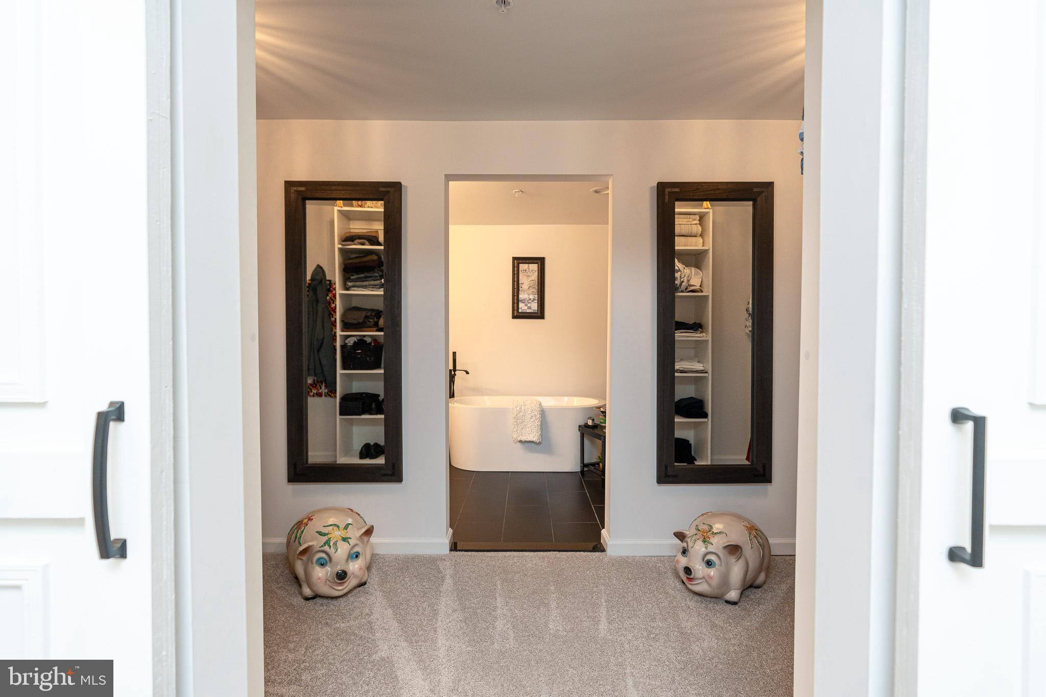 LODGE FOREST MANOR - Residential