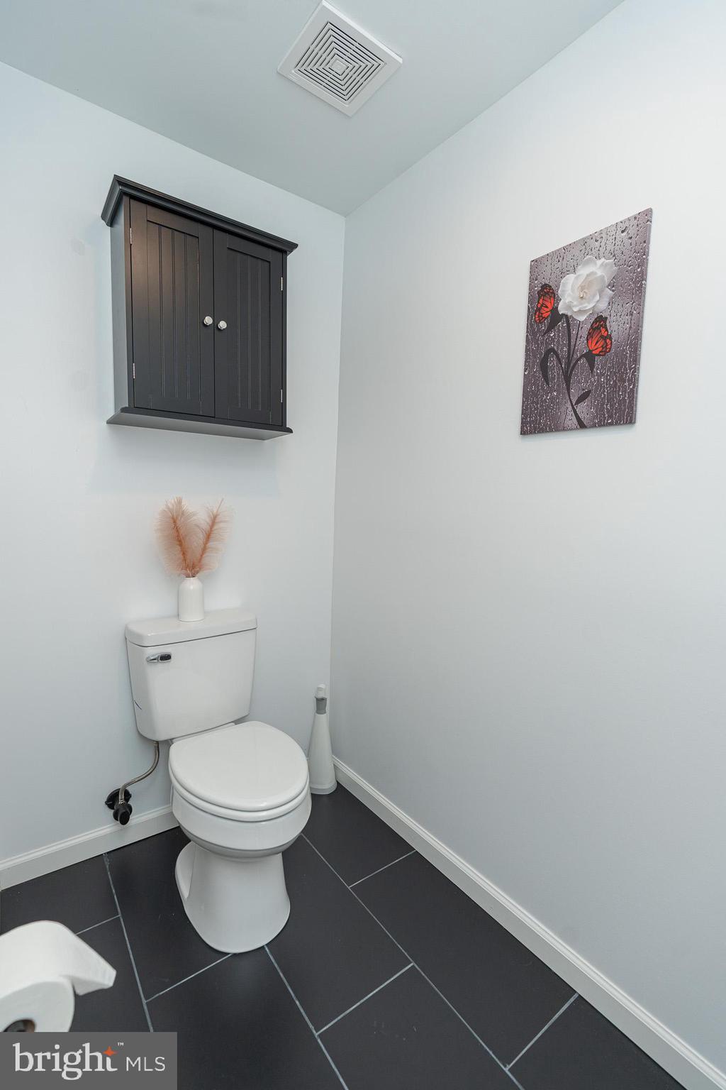 LODGE FOREST MANOR - Residential