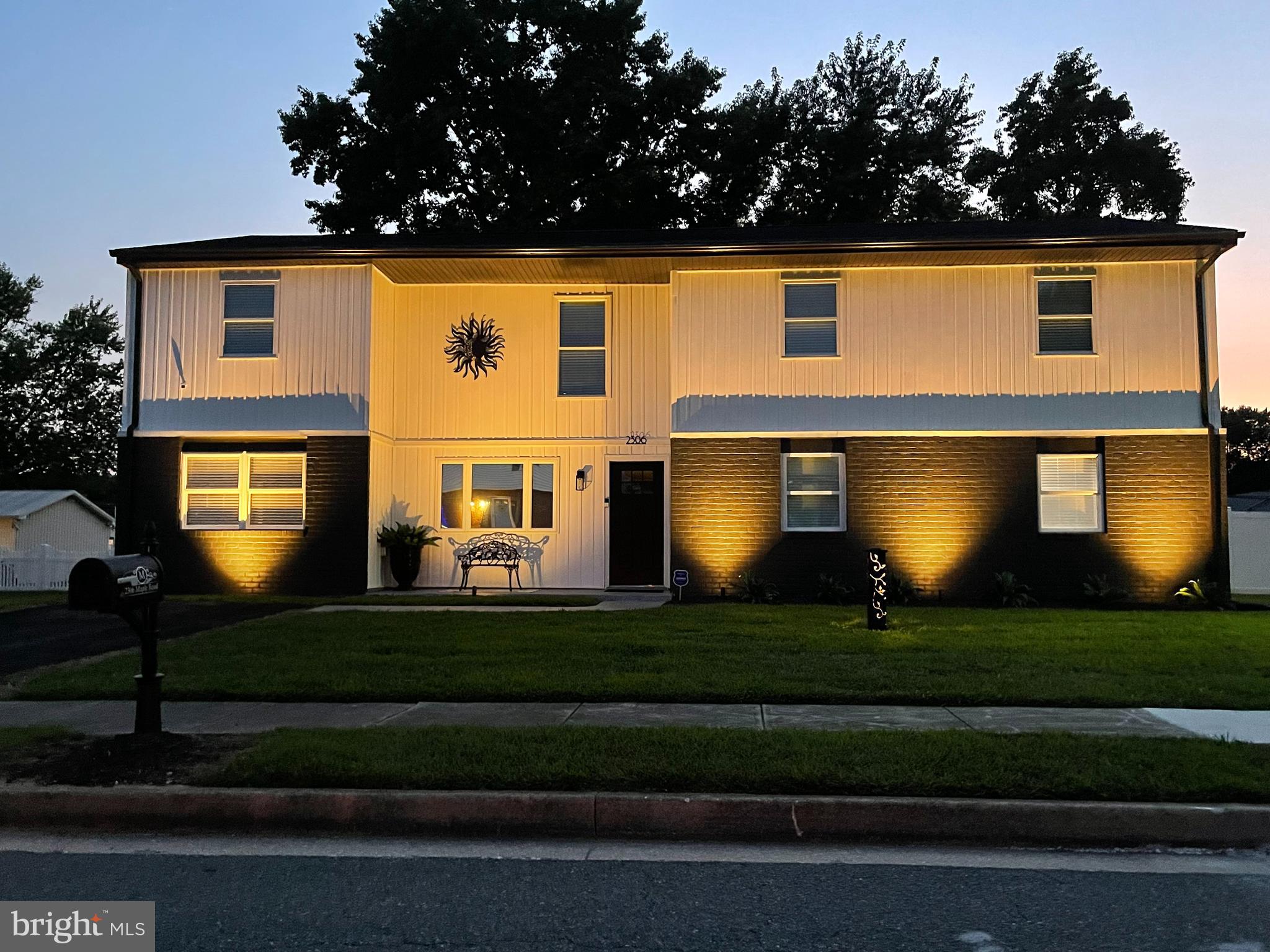 LODGE FOREST MANOR - Residential