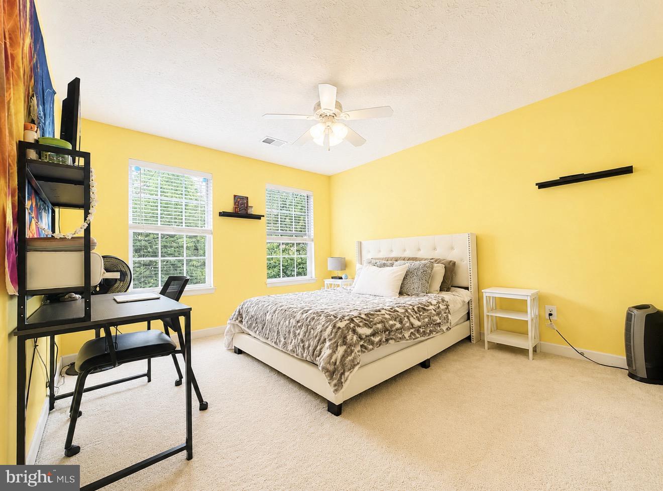 RUSSETT - Residential