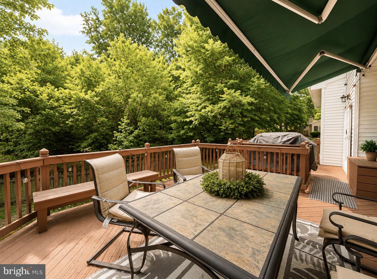 RUSSETT - Residential
