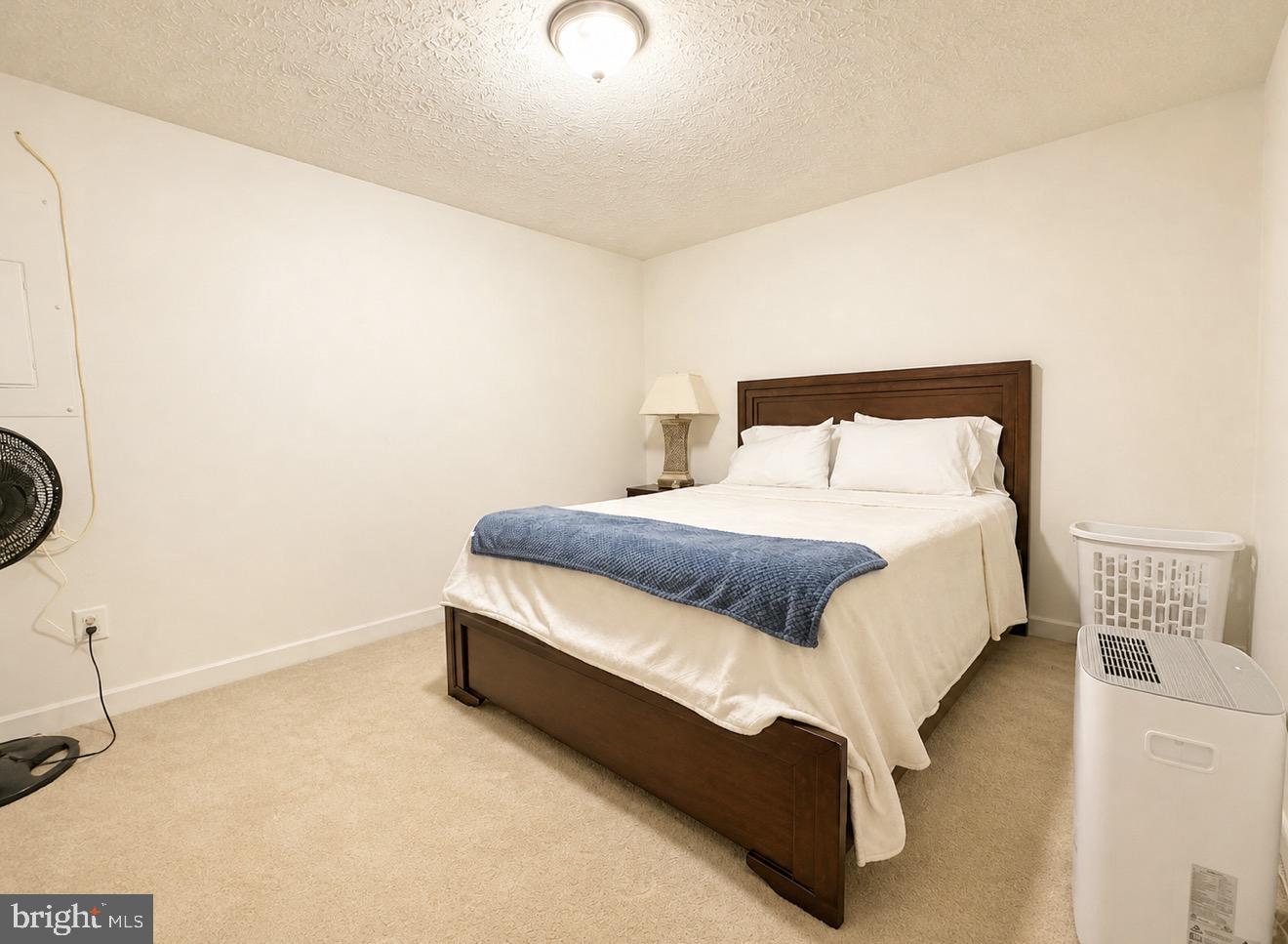 RUSSETT - Residential
