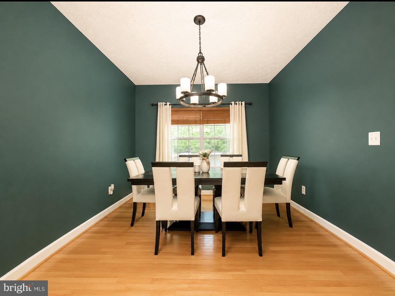 RUSSETT - Residential