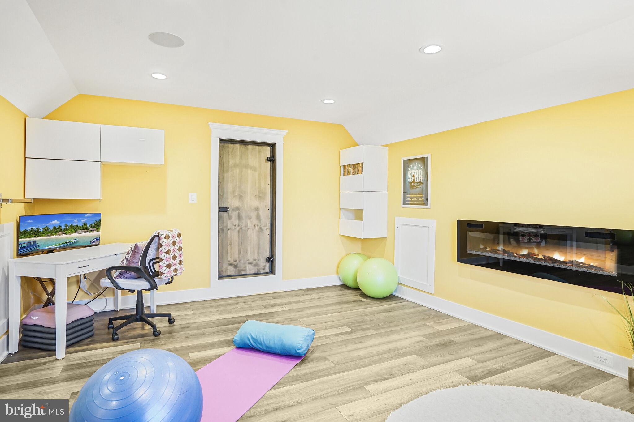 PARK VIEW ESTATES - Residential