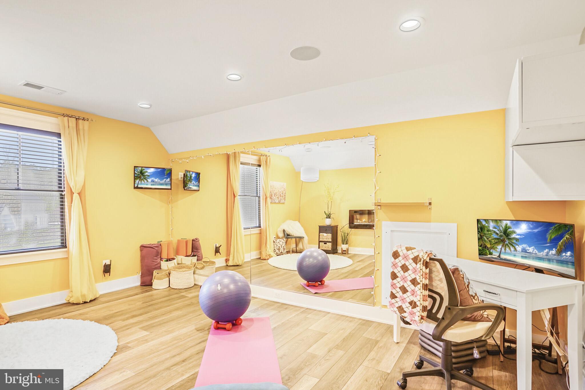 PARK VIEW ESTATES - Residential