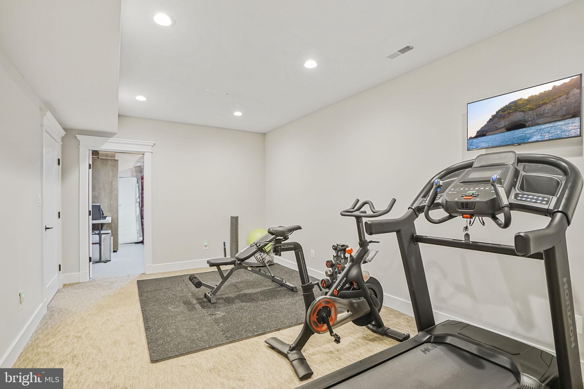 PARK VIEW ESTATES - Residential