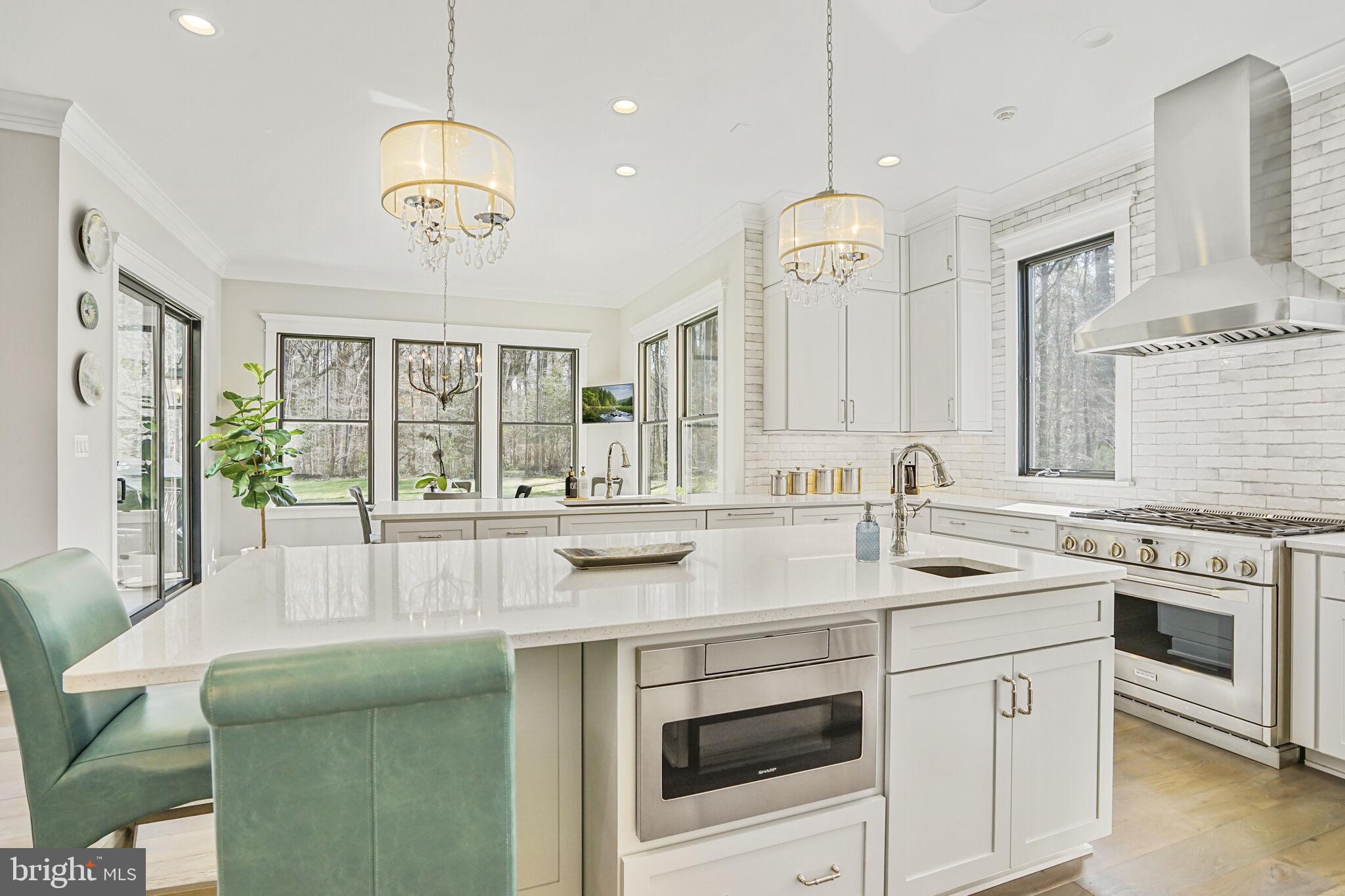 PARK VIEW ESTATES - Residential