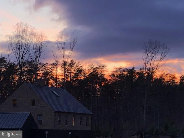 PARK VIEW ESTATES - Residential