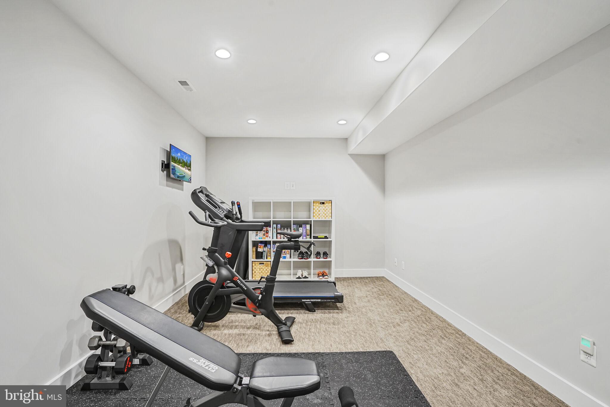 PARK VIEW ESTATES - Residential