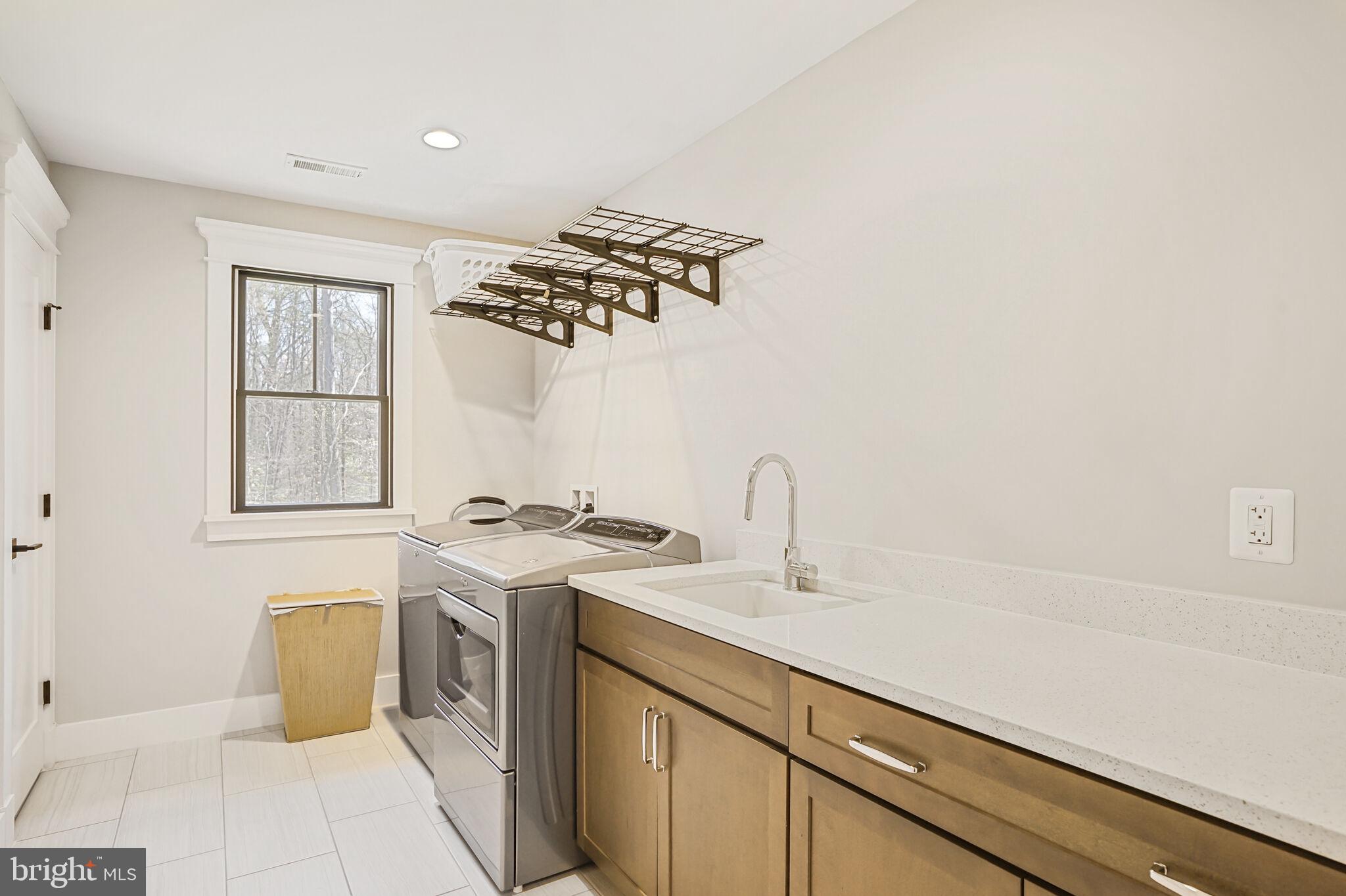 PARK VIEW ESTATES - Residential