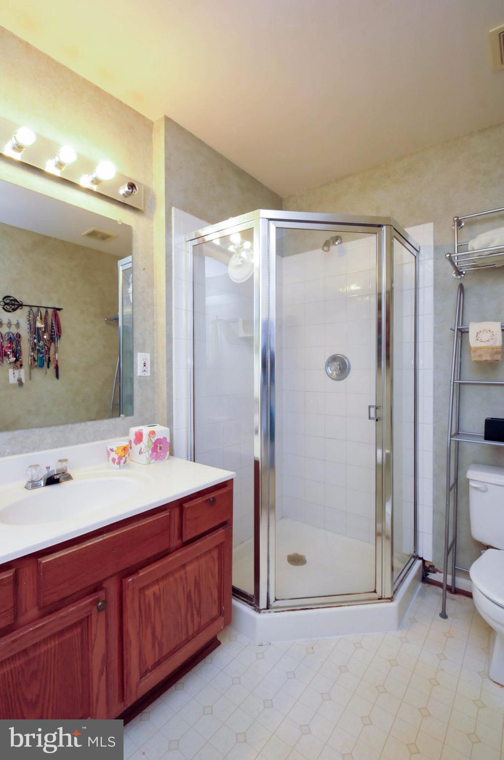 RESTON - Residential Lease