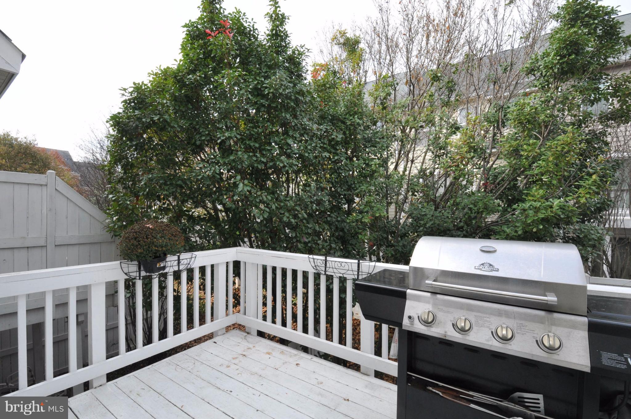 RESTON - Residential Lease