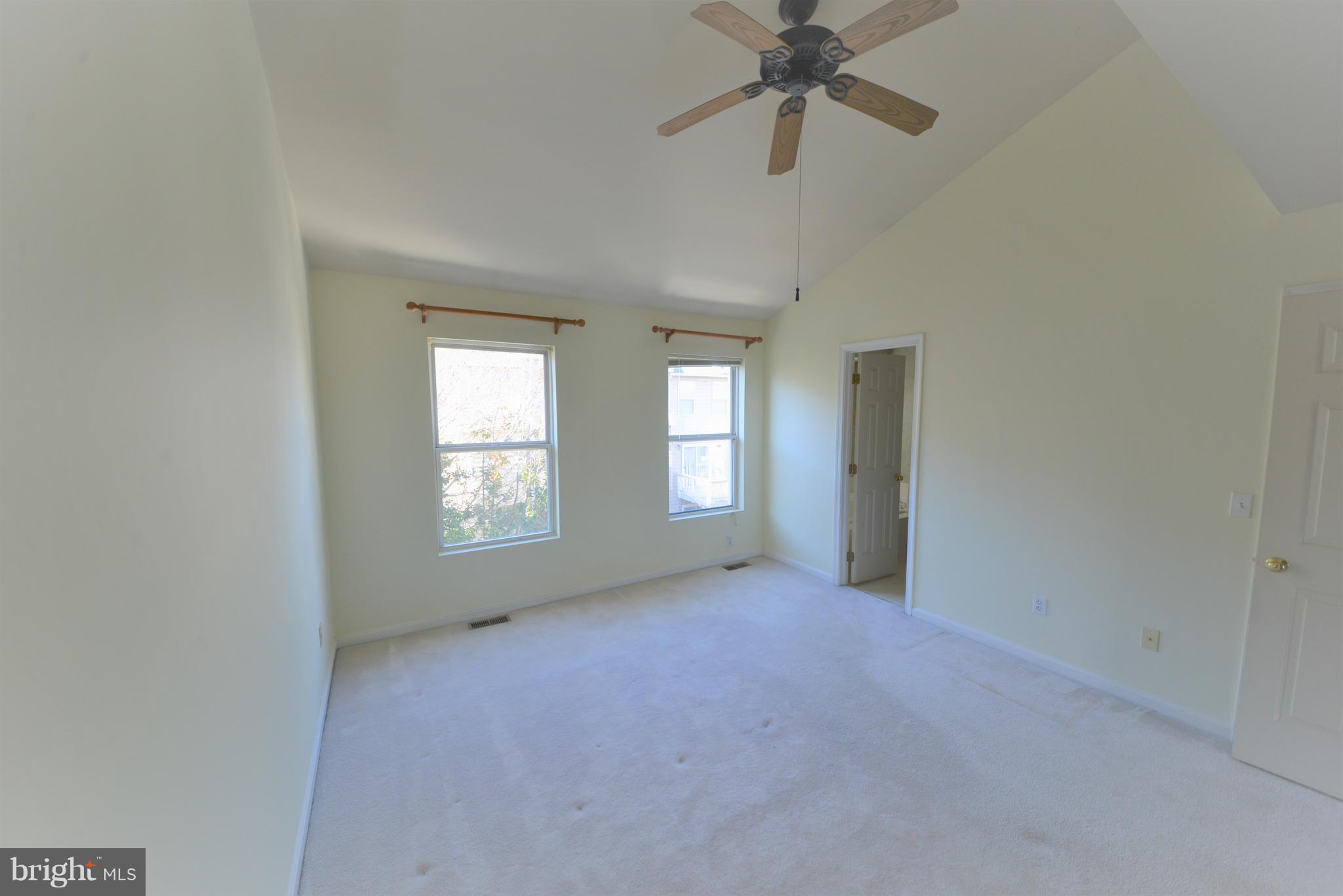 RESTON - Residential Lease