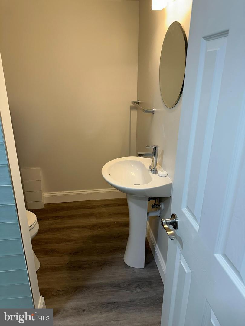 WASHINGTON COURT - Residential