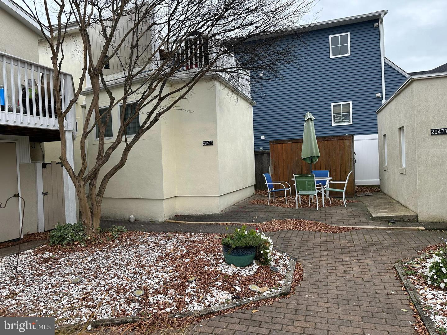 WASHINGTON COURT - Residential